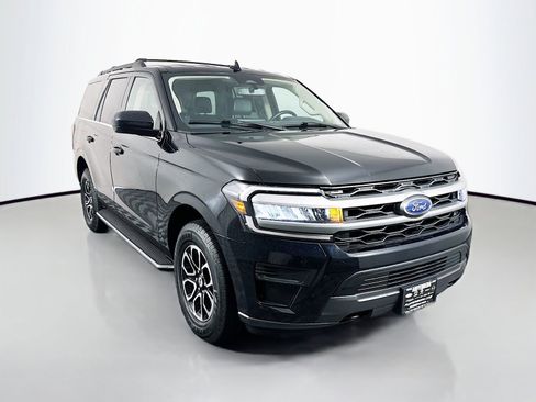 Used 2023 Ford Expedition XLT AWD/4WD image 1
