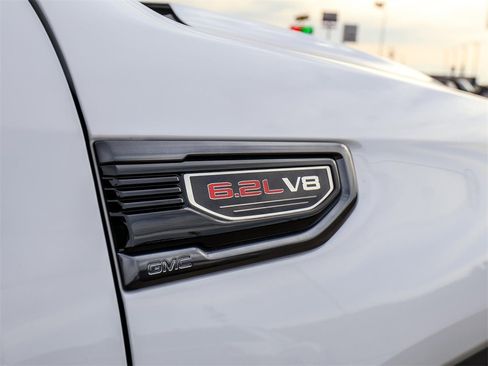 Used 2024 GMC Sierra 1500 AT4 w/ Technology Package image 15