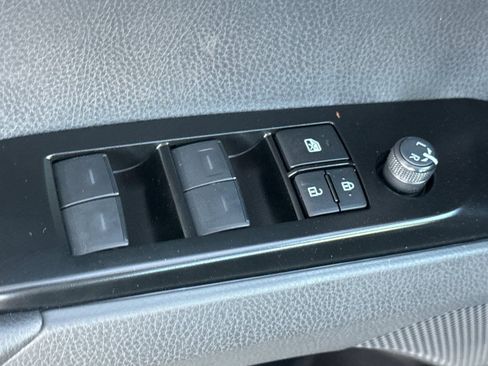 New 2026 Toyota Camry SE FWD image 12