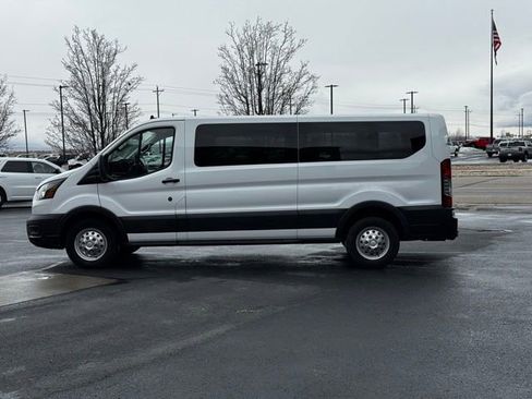 Used 2023 Ford Transit 350 XL image 5