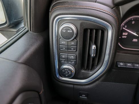 Used 2021 GMC Sierra 1500 AT4 w/ AT4 Premium Package AWD/4WD image 20