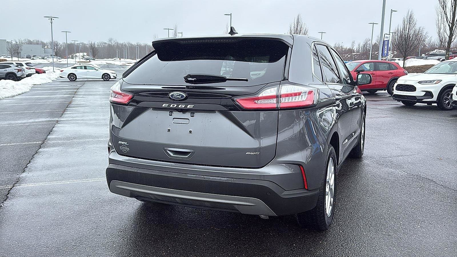 Used 2024 Ford Edge SEL AWD/4WD image 7