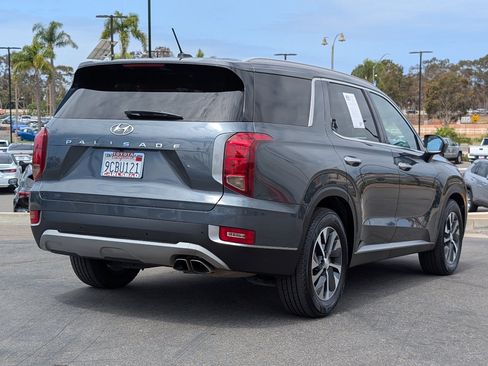 Used 2022 Hyundai Palisade SEL w/ Cargo Package FWD image 14