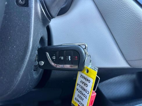 Used 2023 Toyota Corolla LE image 24