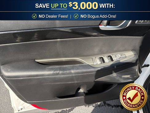 Used 2022 Hyundai Palisade Limited FWD image 16