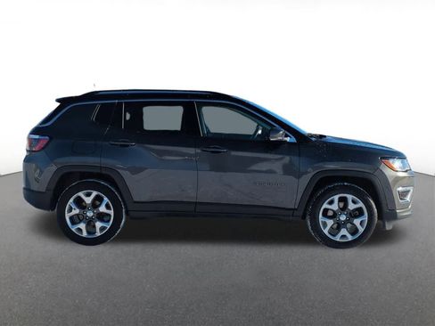 Used 2018 Jeep Compass Limited image 4