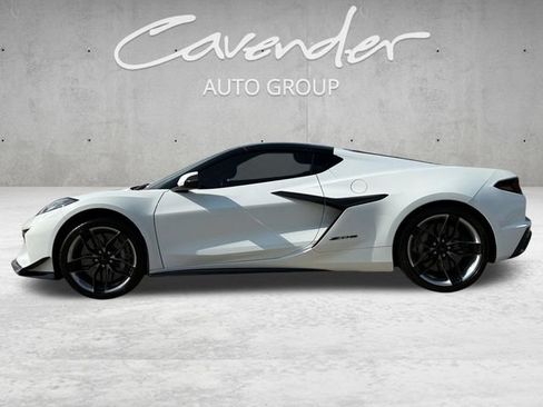 Used 2025 Chevrolet Corvette Z06 w/ Z07 Performance Package RWD image 13