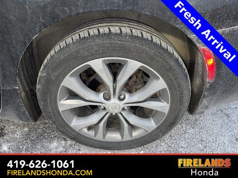 Used 2020 Chrysler Pacifica Limited w/ Tire & Wheel Group image 35