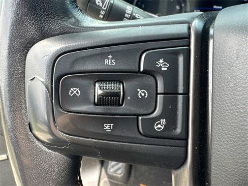 Used 2021 GMC Yukon AT4 image 28