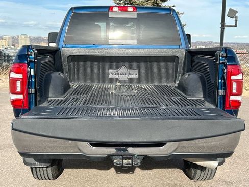 Used 2024 RAM 3500 Tradesman w/ Chrome Appearance Group AWD/4WD image 5