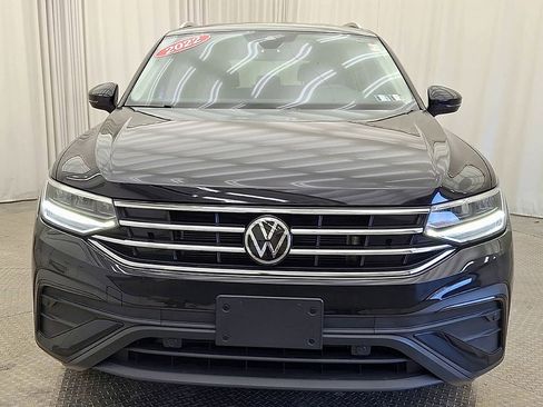 Used 2022 Volkswagen Tiguan SE image 6