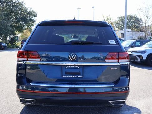 Certified 2022 Volkswagen Atlas SE image 6