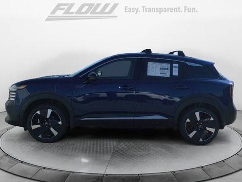 New 2026 Nissan Kicks SR w/ Cold Weather Package AWD/4WD image 4