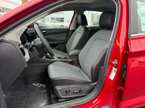 New 2026 Volkswagen Jetta SEL FWD image 15