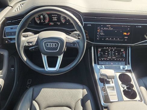 Used 2023 Audi Q7 2.0T Premium Plus w/ Premium Plus Package AWD/4WD image 4