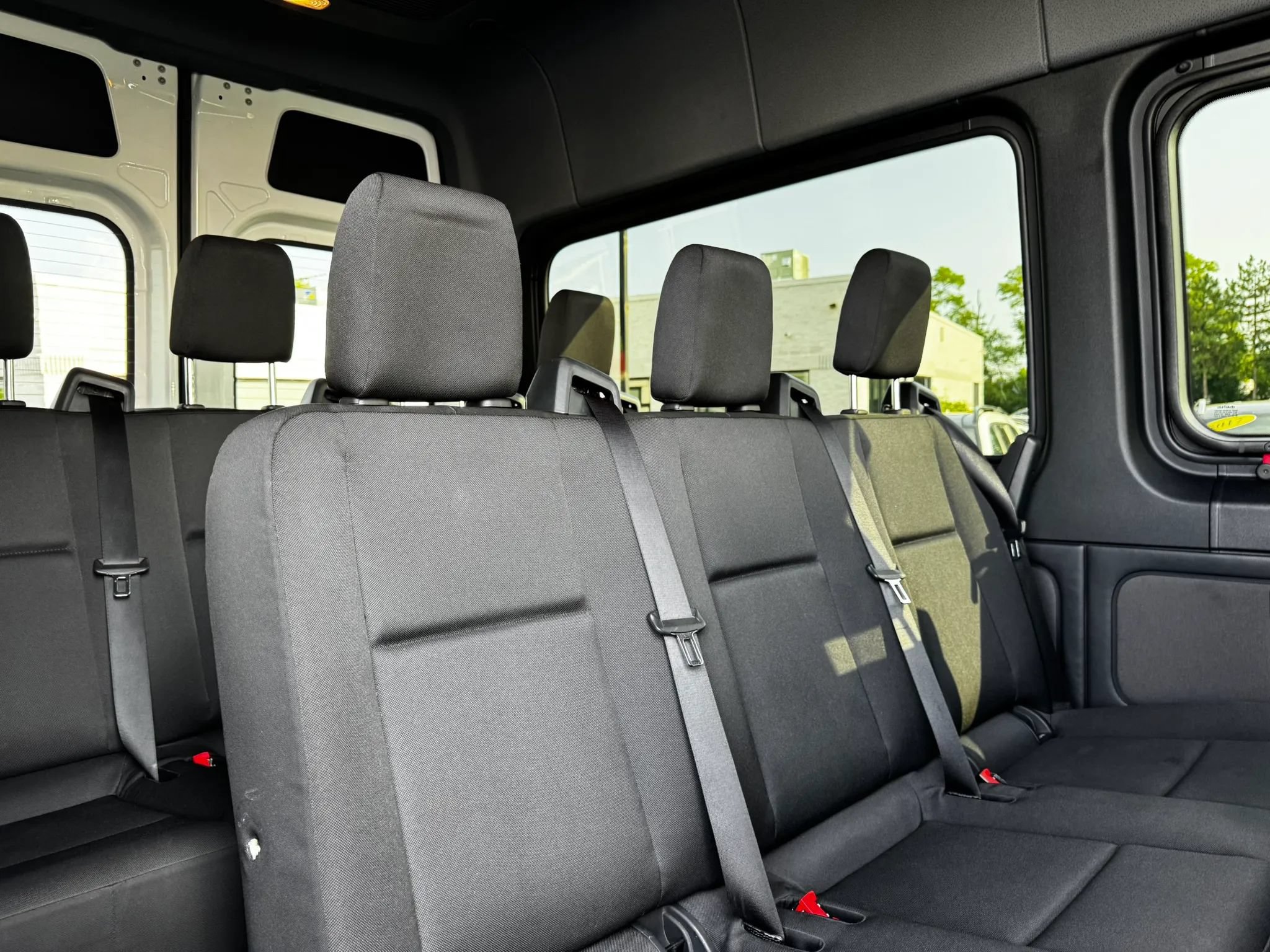Used 2024 Mercedes-Benz Sprinter 2500 image 17