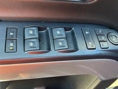 Used 2019 Chevrolet Silverado 2500 LTZ w/ Midnight Edition AWD/4WD image 21