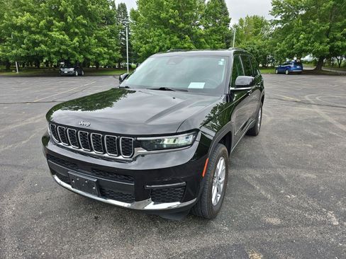 Used 2021 Jeep Grand Cherokee L Limited AWD/4WD image 2