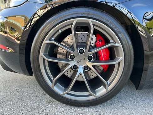 Used 2021 Porsche 718 Cayman GT4 image 21