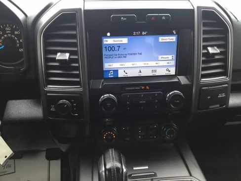 Used 2017 Ford F150 XLT w/ Equipment Group 302A Luxury AWD/4WD image 17
