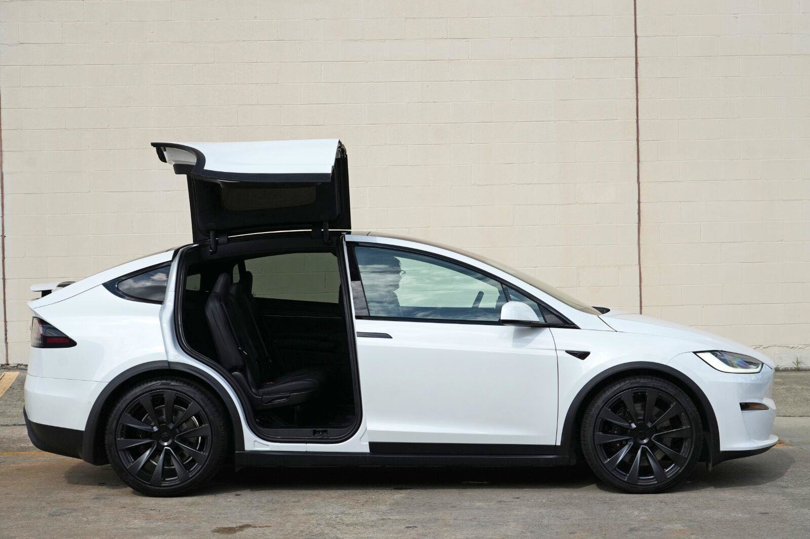 Used 2023 Tesla Model X AWD/4WD image 57