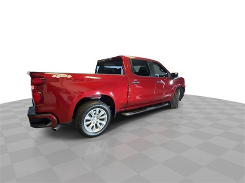Used 2019 Chevrolet Silverado 1500 Custom w/ Custom Value Package image 4