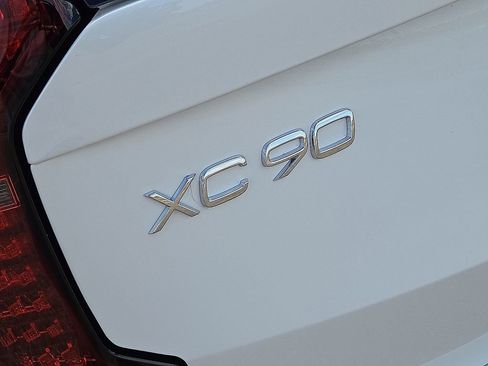 New 2026 Volvo XC90 B6 Ultra image 11