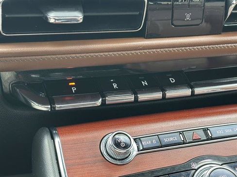 Used 2021 Lincoln Aviator Reserve w/ Equipment Group 201A AWD/4WD image 43