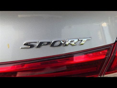 Certified 2024 Honda Civic Sport image 11