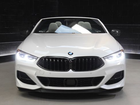 Used 2022 BMW M850i xDrive Convertible w/ M Carbon Exterior Package image 5