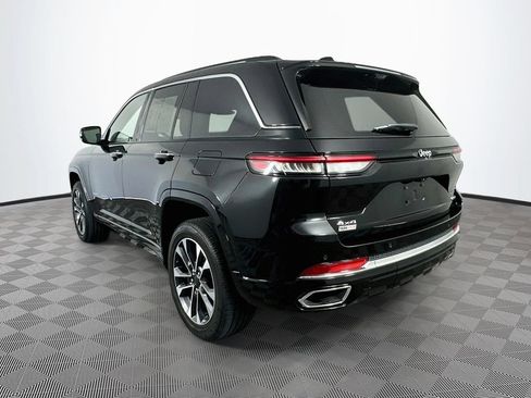 Certified 2023 Jeep Grand Cherokee Overland w/ Luxury Tech Group IV AWD/4WD image 8
