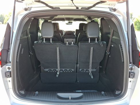 New 2026 Chrysler Pacifica Select image 20