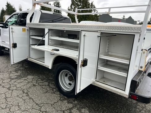 Used 2018 Ford F350 XLT image 20