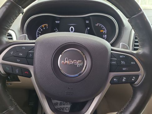 Used 2015 Jeep Grand Cherokee Overland w/ Advanced Technology Group image 14