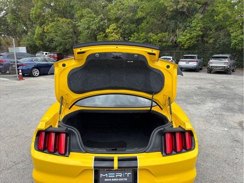 Used 2017 Ford Mustang Shelby GT350 w/ Electronics Package RWD image 38
