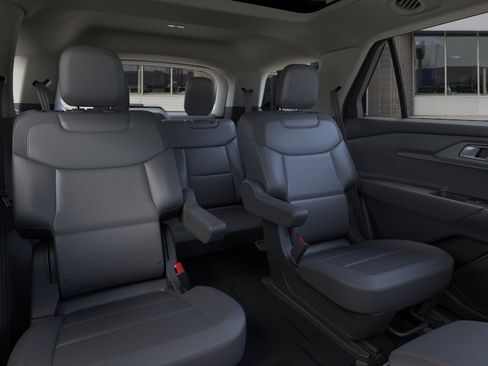 Used 2026 Ford Explorer Active w/ Active Comfort Package AWD/4WD image 11
