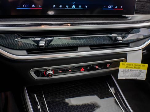 New 2026 BMW X5 xDrive40i w/ M Sport Package AWD/4WD image 23