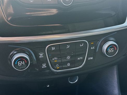 Used 2019 Chevrolet Traverse LS image 12