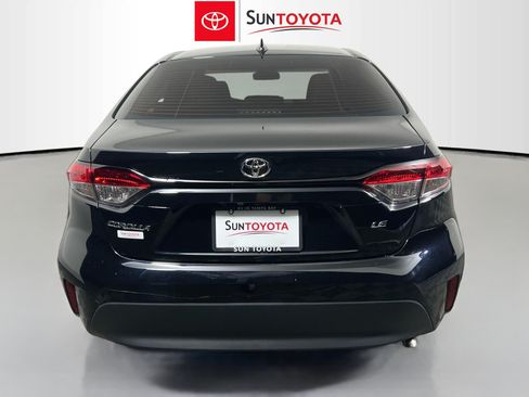 Used 2026 Toyota Corolla LE FWD image 5