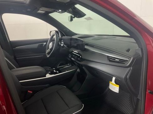 New 2026 Buick Enclave Sport Touring w/ Power Package FWD image 31