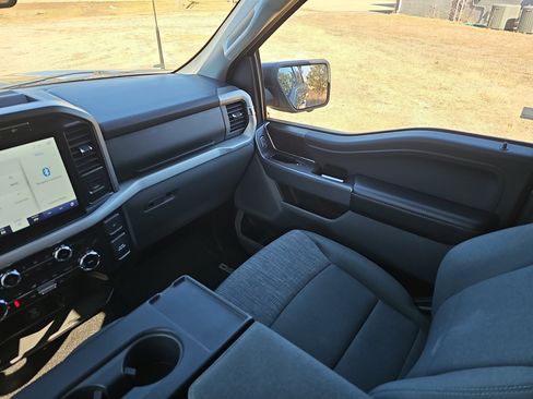 Used 2022 Ford F150 XLT w/ Equipment Group 302A High image 32