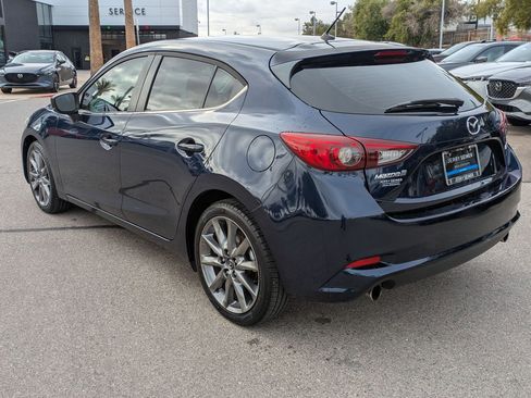 Used 2018 MAZDA MAZDA3 Touring image 3