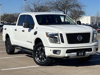 Used 2019 Nissan Titan PRO-4X w/ Pro-4x Convenience Package video 2
