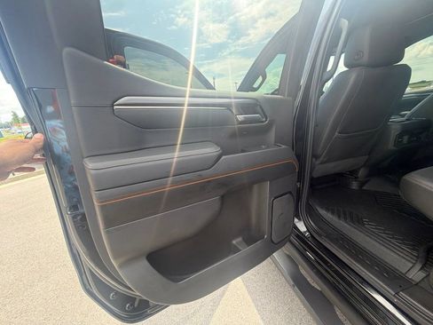 Used 2023 GMC Sierra 1500 AT4 w/ AT4 Premium Package AWD/4WD image 25