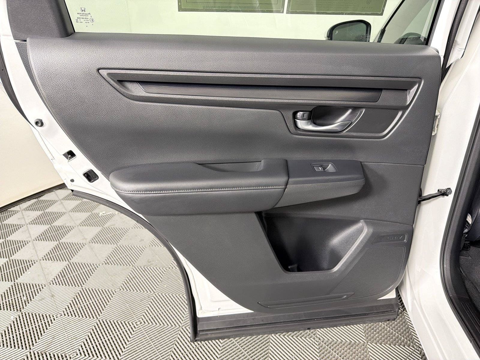 Used 2024 Honda CR-V EX image 19