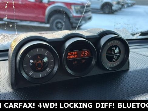 Used 2011 Toyota FJ Cruiser 4WD image 15