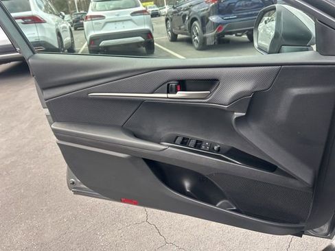 Used 2025 Toyota Camry SE w/ Multimedia Upgrade Package image 24
