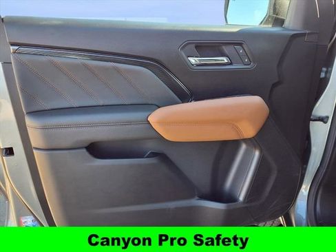 New 2026 GMC Canyon AT4 AWD/4WD image 24
