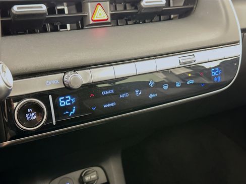 Used 2024 Hyundai Ioniq 5 SE RWD image 24