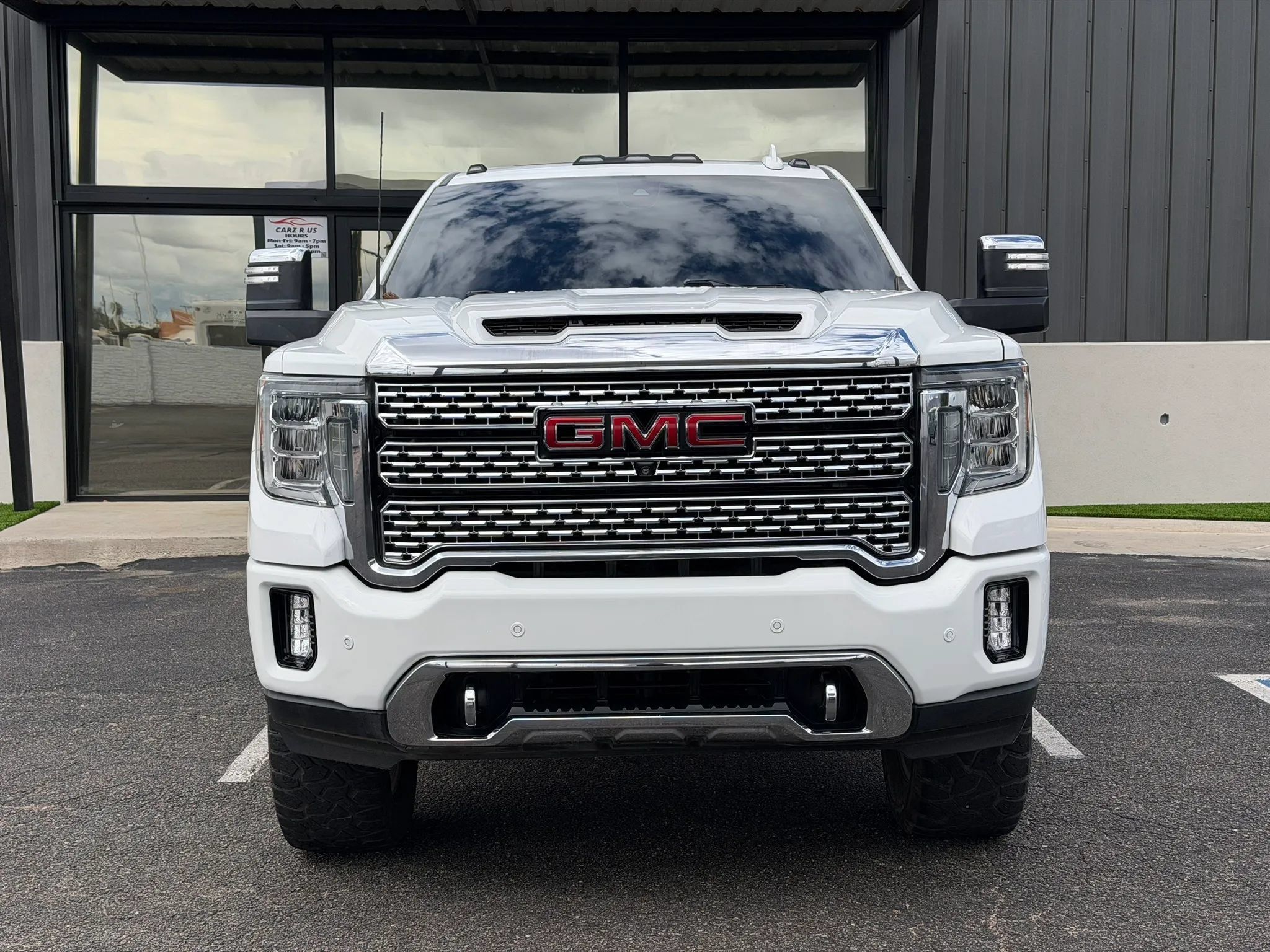 Used 2020 GMC Sierra 2500 Denali w/ Denali Ultimate Package AWD/4WD image 16